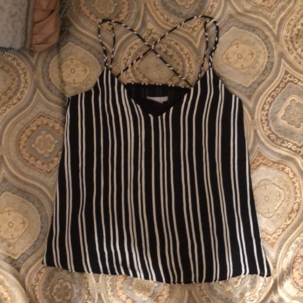 Black and with stripes top